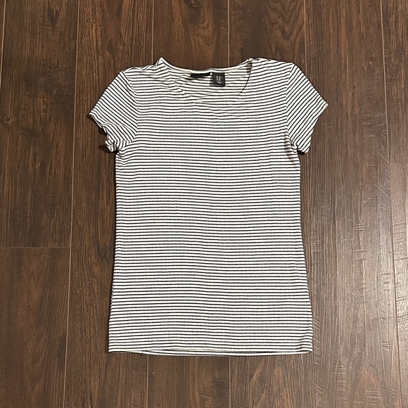 Rachel Zoe Black and White Striped Short Sleeve Tee - Picture 1 of 2
